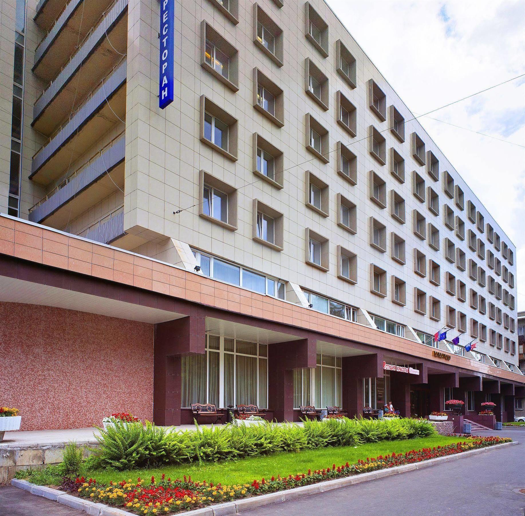 סנט פטרסבורג Hotel Polustrovo מראה חיצוני תמונה